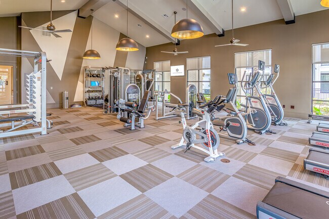 Building Photo - Make Your Move – Get a Month Free
