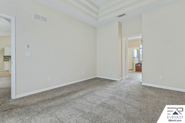 Building Photo - 59 Woodlawn Dr