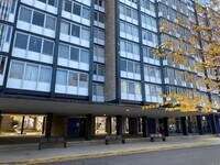 Building Photo - Large 744 sq.ft. 1 bedroom in historic Riverpark DC building