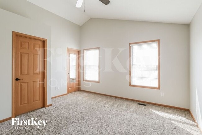 Building Photo - 142 Dowler Dr