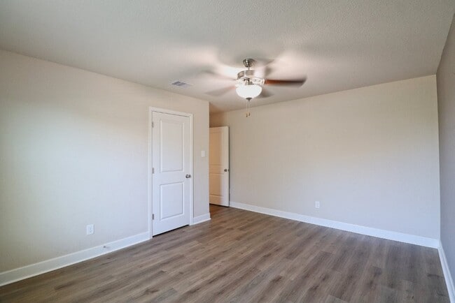 Building Photo - 4339 Cetti St