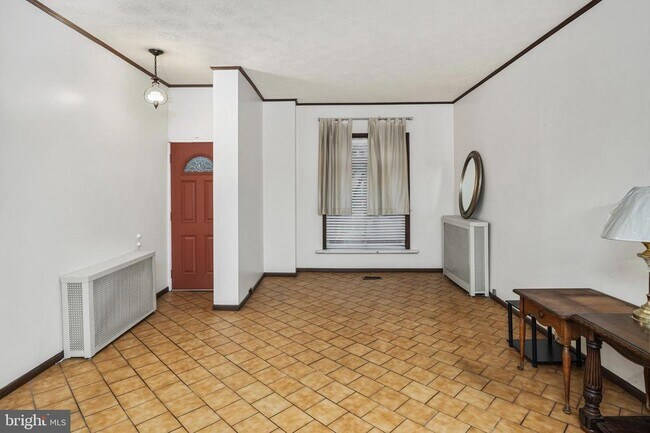 Building Photo - 22 S Highland Ave