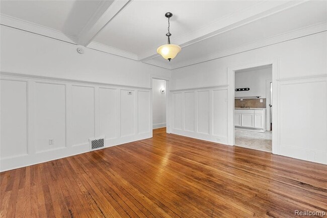 Building Photo - 1157 Virginia Park St