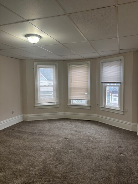 Master bedroom - 405 Franklin St