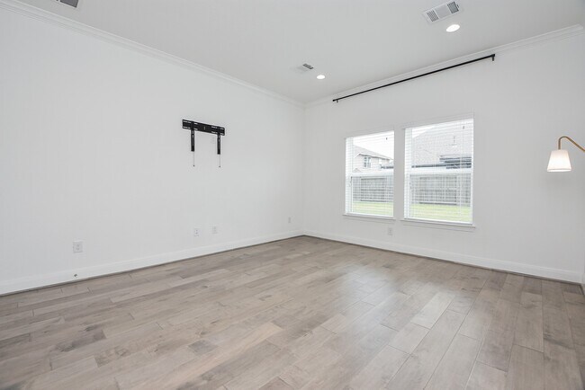 Building Photo - 18251 Winding Willow Oak Way