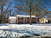 Building Photo - 2815 Burrwood Dr