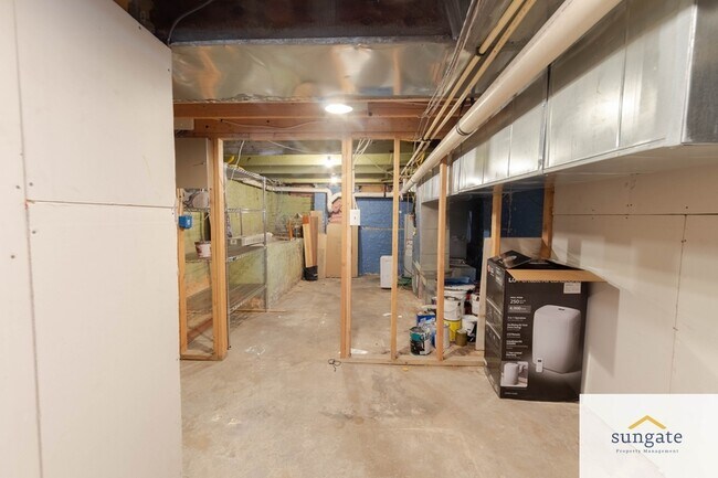 Building Photo - 3206 Hudson St