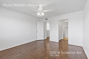 Building Photo - 2202 W Glenrosa Ave