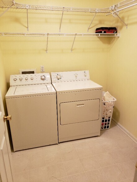 Building Photo - 13 Orchid Ln