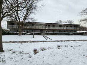 Building Photo - Hancock670 - 680ERR