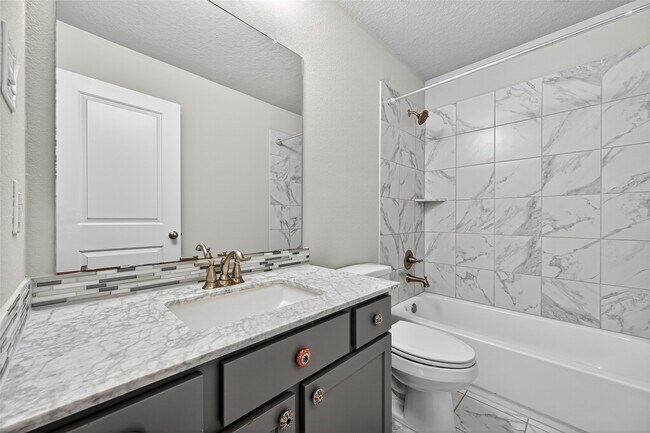 Building Photo - 1107 Passion Flower Wy