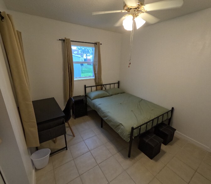 Building Photo - 1931 Cleveland St NE