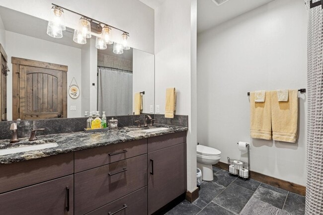 Building Photo - Delightful Monterra 2 Bed 2 Bath Condo with Views of Glacier Park