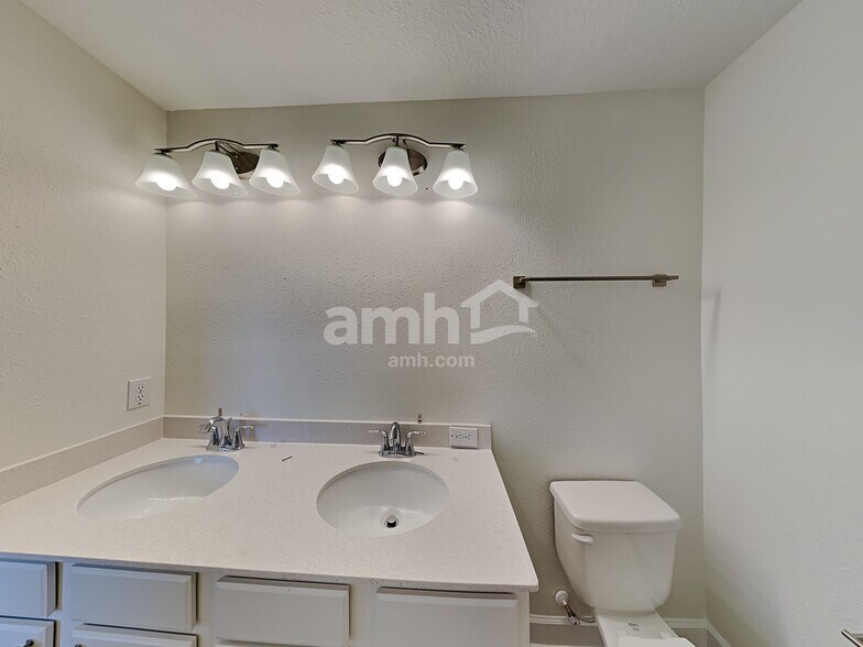 Building Photo - 33915 Ackee Ln