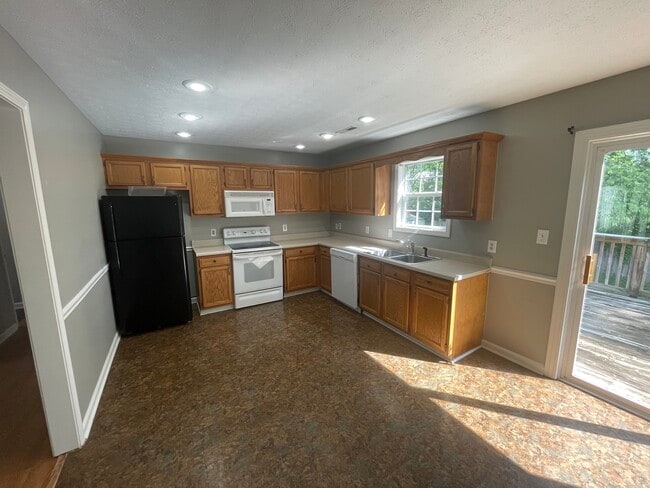 Building Photo - 1432 Trillium Ln