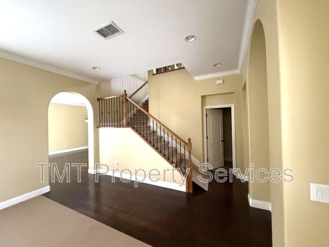 Building Photo - 6912 Riqueza Ct