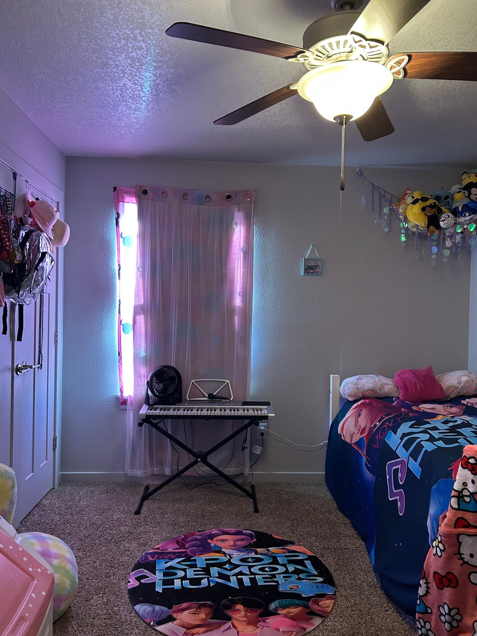 Building Photo - 4803 NE Oak Ln