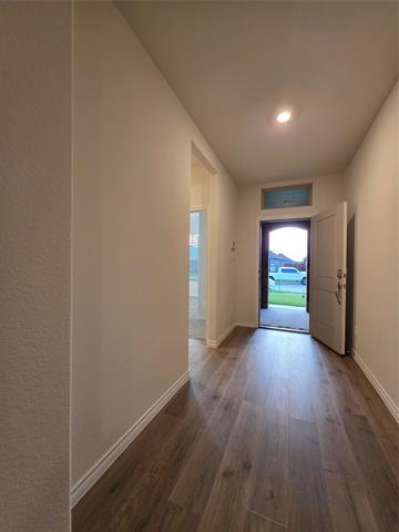 Building Photo - 10108 Boxwood Wy