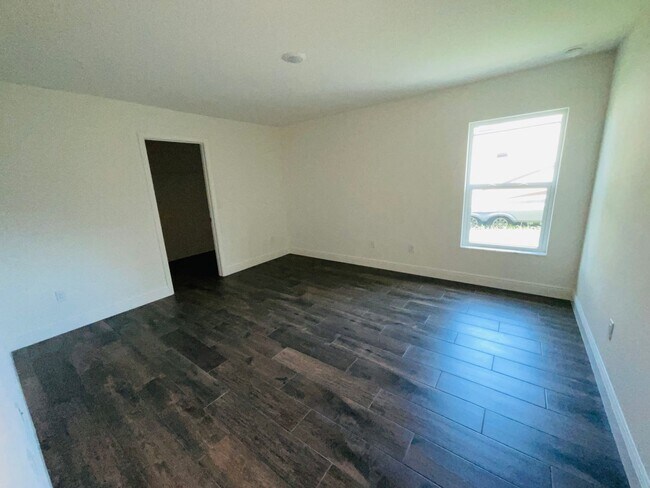 Building Photo - Lakewood Park - New Construction 3/2/2