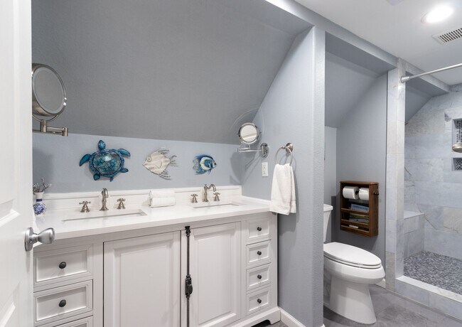 Building Photo - 16518 Jean Lafitte Rd