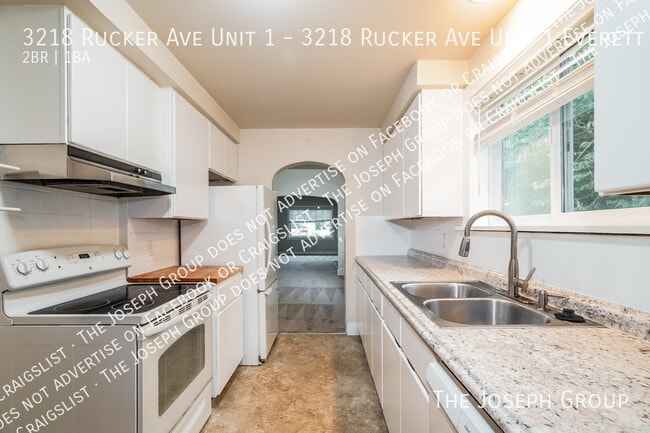 Building Photo - 3218 Rucker Ave