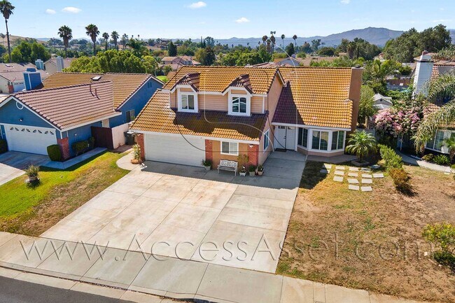 Building Photo - 10946 Thrush Dr