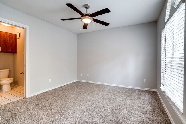 Building Photo - Pointe  360 222 - Go West - 2222 / 360 - Hill Country Paradise - 2bd / 2ba - Garage  - Pool - Nat...