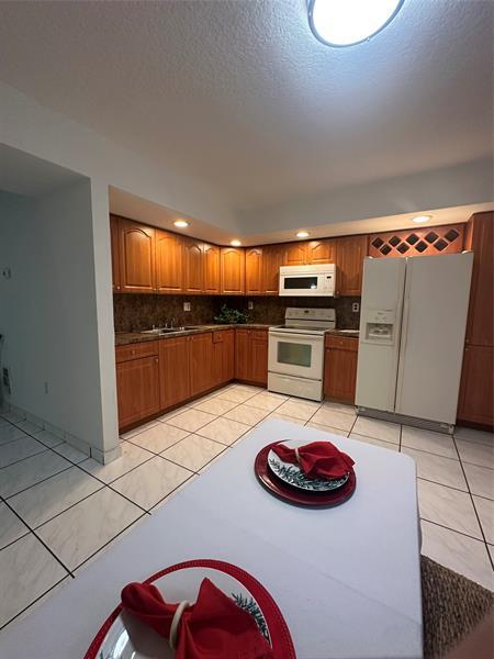 Building Photo - 8420 SW 133rd Avenue Rd