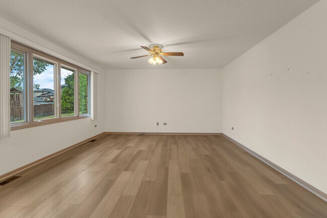 Building Photo - 9147 Boardwalk Terrace