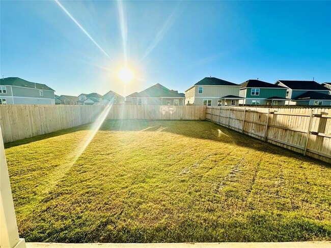 Building Photo - 1601 Holly Lk Dr