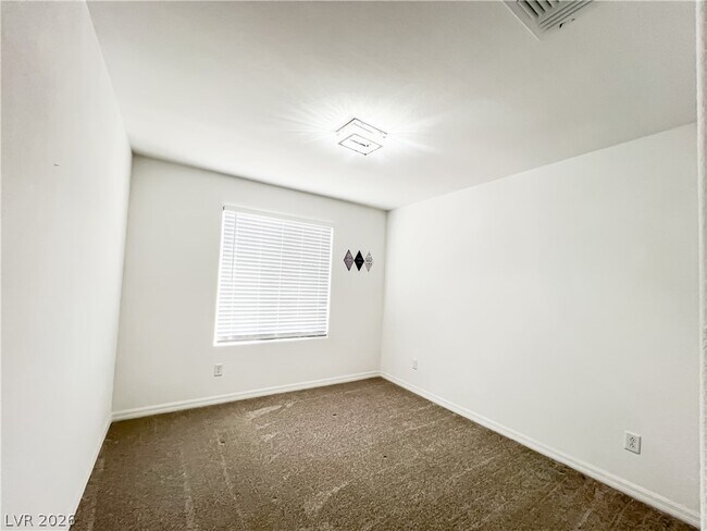 Building Photo - 5724 Avondale Rise Wy