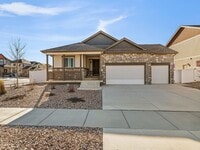 Building Photo - Excellent Home in Great Johnstown Area Available For Quick Move-In!