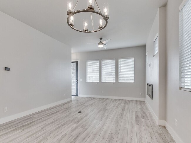 Building Photo - Beautiful New Construction Home in Edmond/...