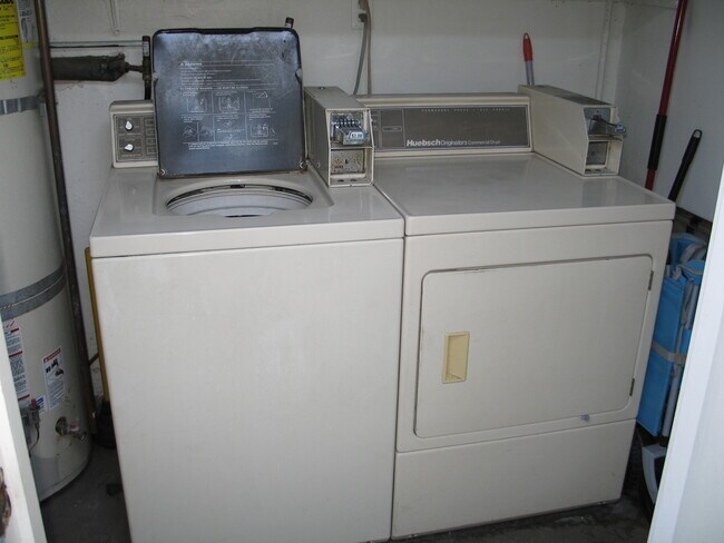 Building Photo - 1401 W Balboa Blvd