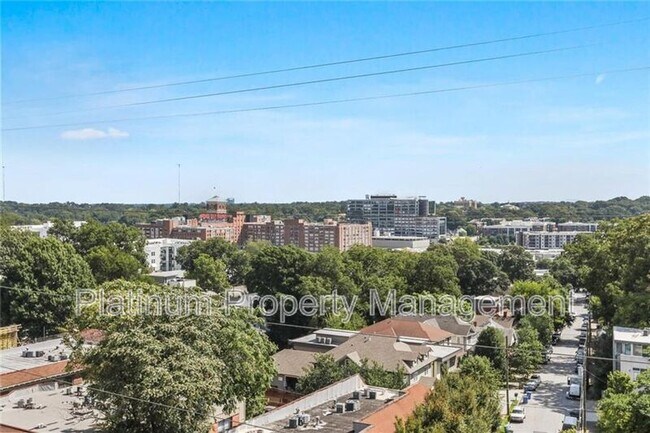 Building Photo - 525 Parkway Dr NE