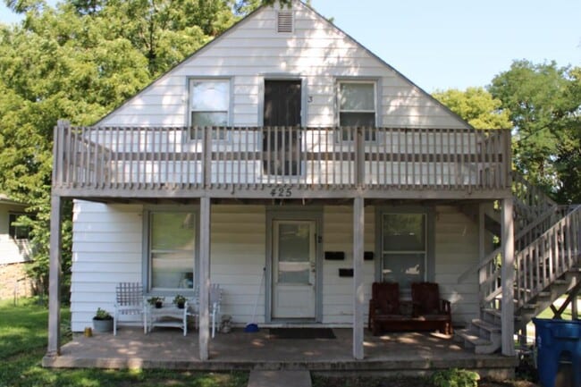 Building Photo - 425 N Morse Ave