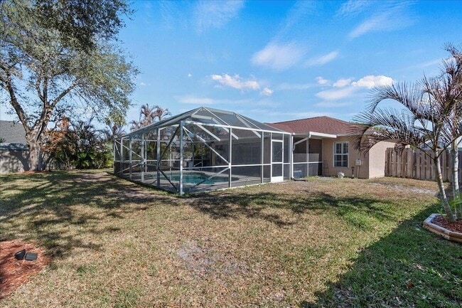 Building Photo - 1960 SE Bowie St