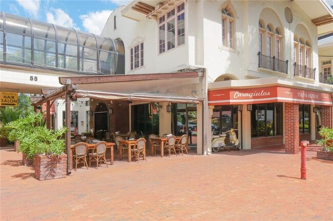 Building Photo - 1064 N Tamiami Trl