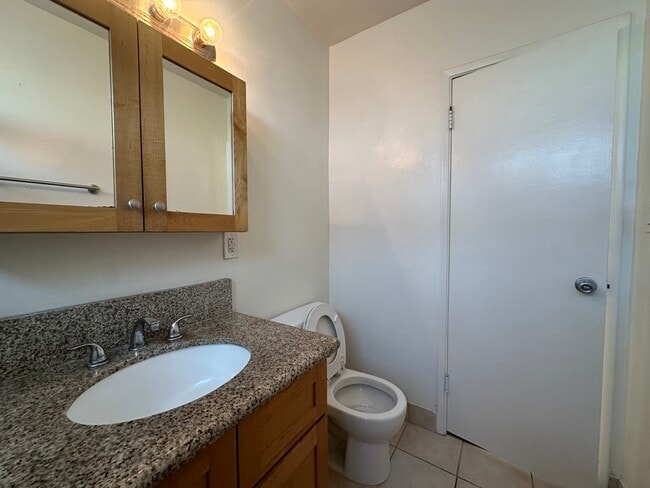 Building Photo - 21 Thornton Ave