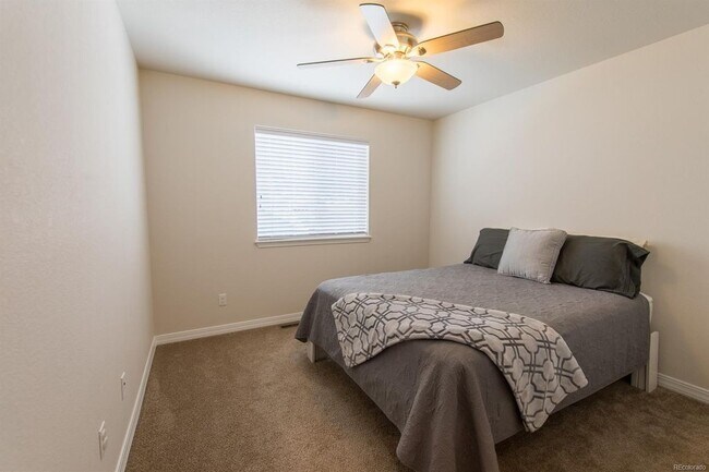 2nd bedroom - 417 Gray Horse Aly