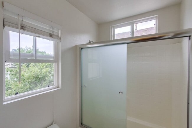 Building Photo - Westport @ Stonecrest