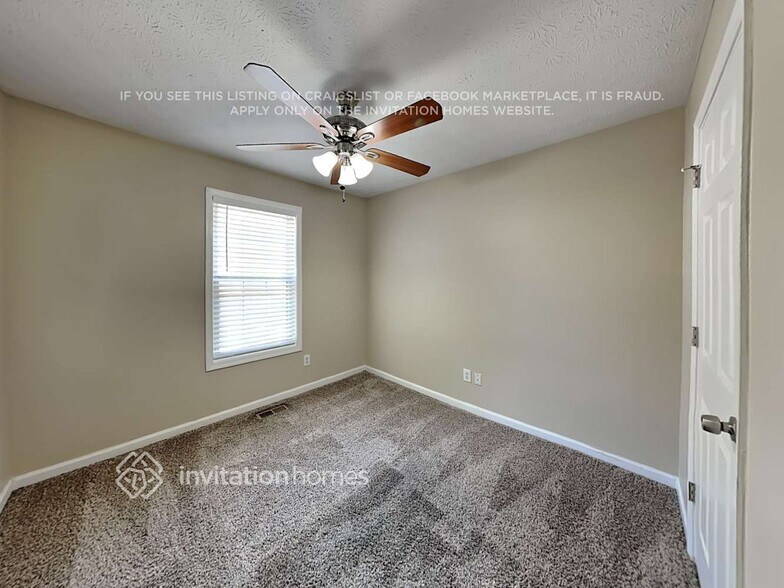 Building Photo - 4949 Lighthouse Pointe