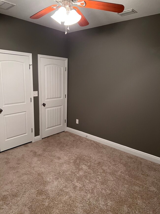 Building Photo - 8283 Calle Mio