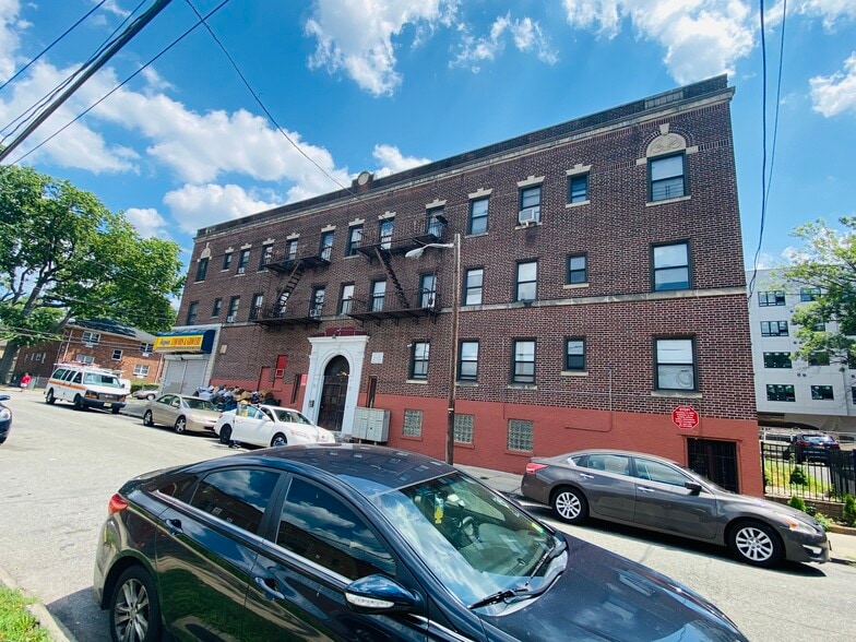 Primary Photo - 30 Rutgers St