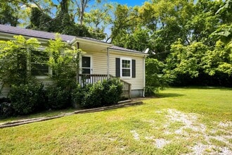 Building Photo - 1202B Cline Ave