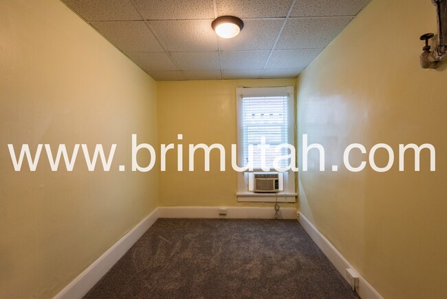 Building Photo - 273-275 S. 400 E. - 1
