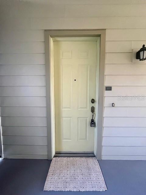 Building Photo - 762 Celebration Ave