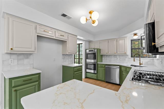 Building Photo - 238 High Brook Dr