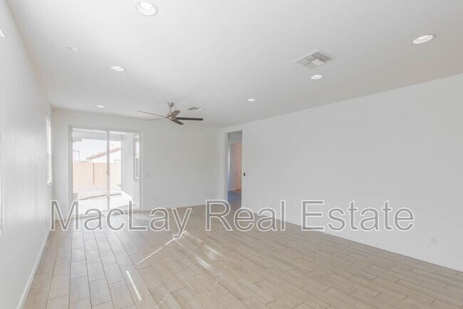 Building Photo - 36610 W Mediterranean Way