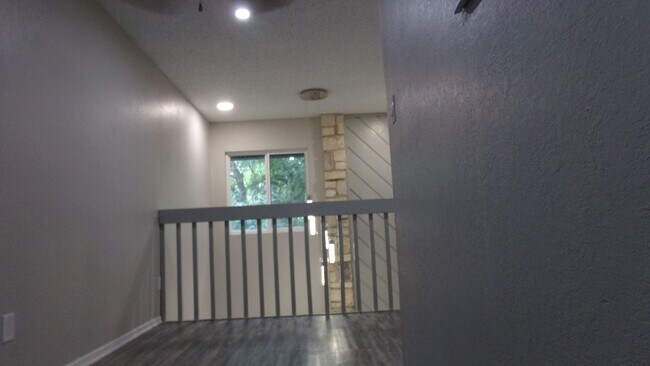 Building Photo - Yuhashi Properties1 (1606 Waterloo Trl)